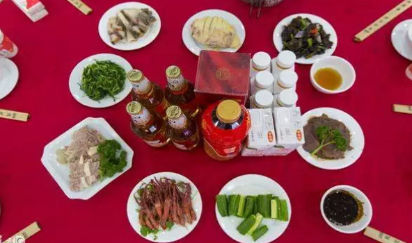 年夜飯半成品“變臉”，打造核心爆品